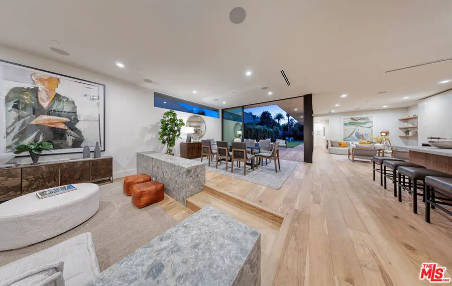 3985 Mclaughlin Avenue, Los Angeles, CA 90066 - #2