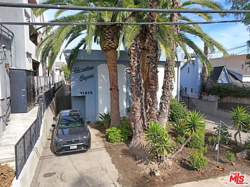 11275 Huston Street, North Hollywood, CA 91601 - #1