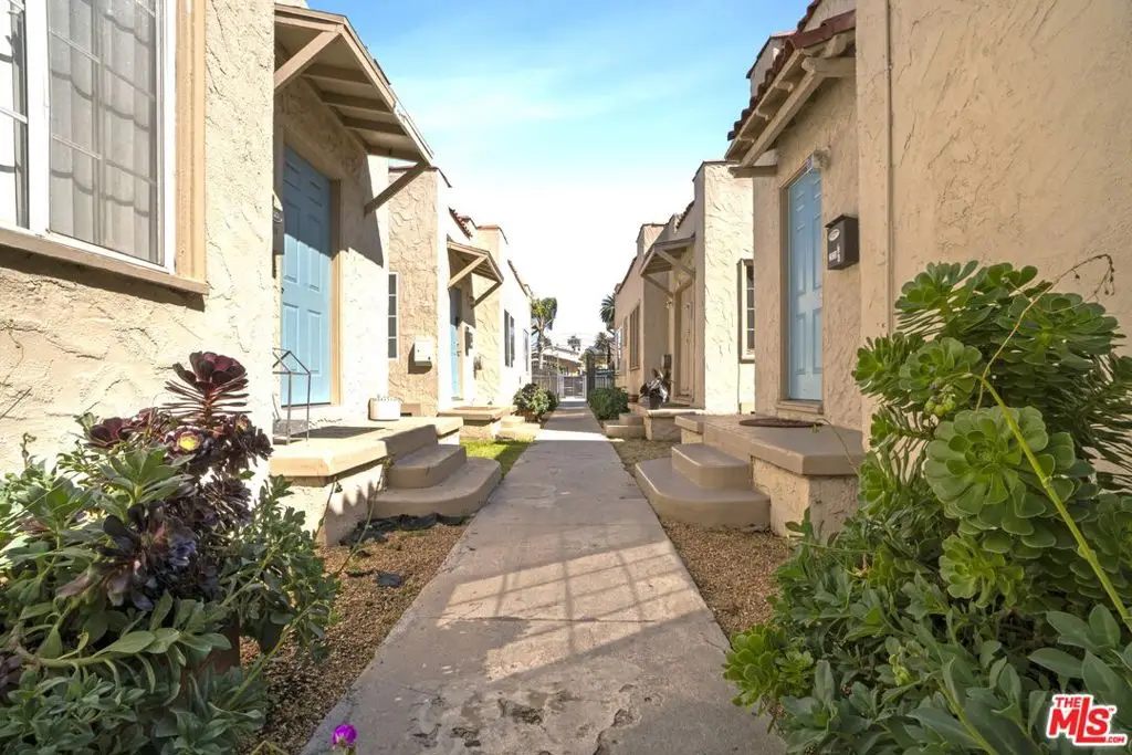 2637 S Redondo Boulevard, Los Angeles, CA 90016 - #1