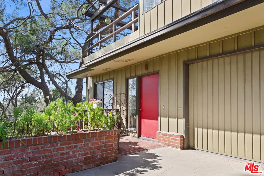 2881 Hollyridge Drive, Los Angeles, CA 90068 - #2