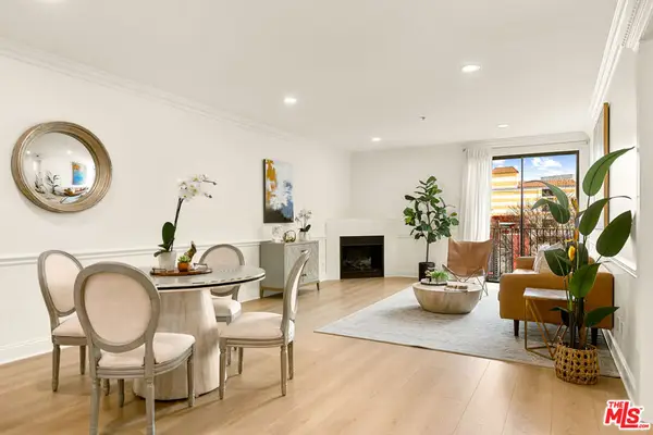 625 S Berendo Street #203, Los Angeles, CA 90005