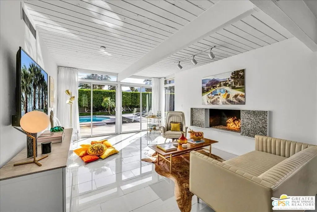 439 E Racquet Club Road, Palm Springs, CA 92262 - #1