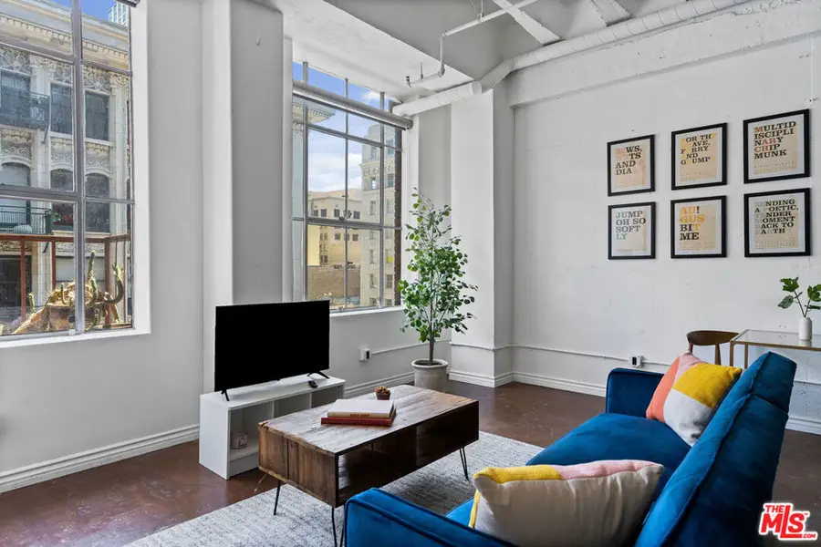 312 W 5th Street #719, Los Angeles, CA 90013 - #2