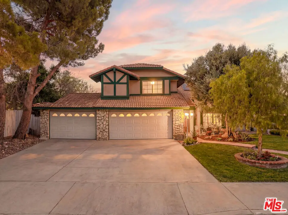 1147 Garnet Avenue, Palmdale, CA 93550 - #1