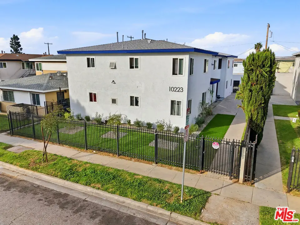 10223 Darby Avenue, Inglewood, CA 90303 - #1