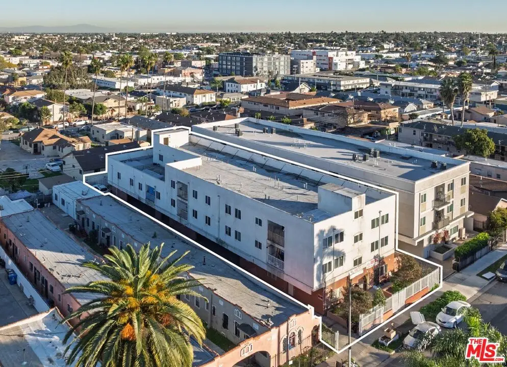 6334 Brynhurst Avenue, Los Angeles, CA 90043 - #1