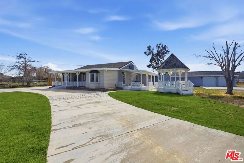 2232 W Avenue M4, Palmdale, CA 93551 - #1