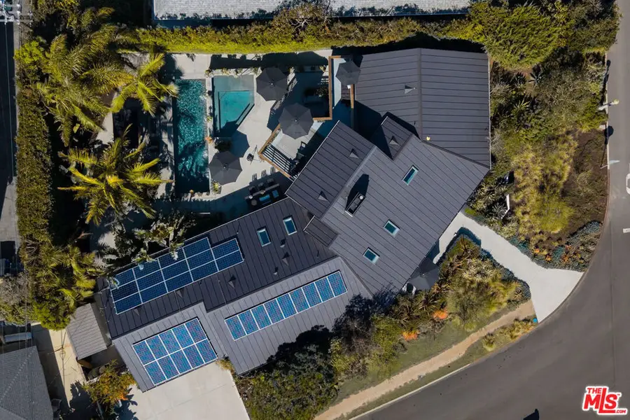 375 Camino De Las Colinas, Redondo Beach, CA 90277 - #3