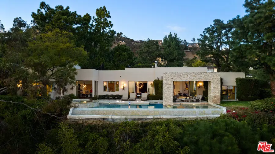 9240 Swallow Drive, Los Angeles, CA 90069 - #2