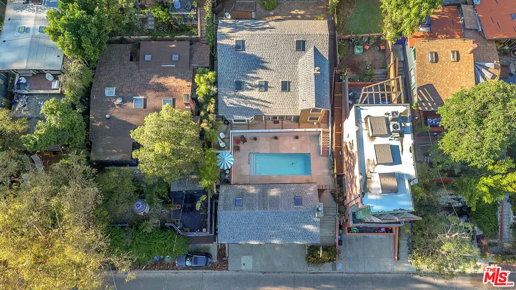 8621 Lookout Mountain Avenue, Los Angeles, CA 90046 - #1