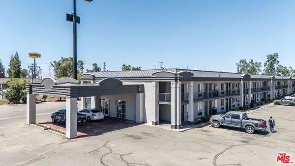 2700 White Lane, Bakersfield, CA 93304