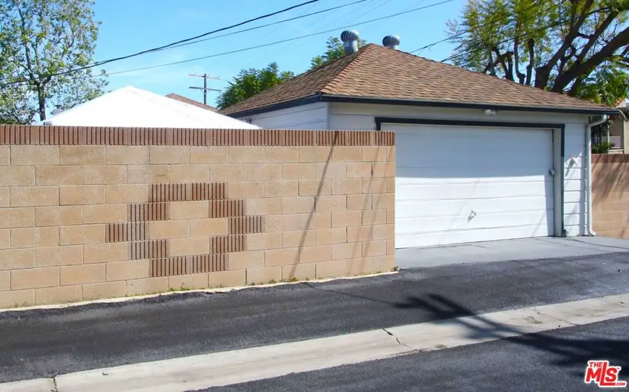 153 N Hanford Avenue, San Pedro, CA 90732 - #2