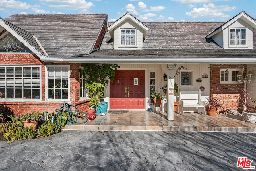 5119 Quakertown Avenue, Woodland Hills, CA 91364 - #3