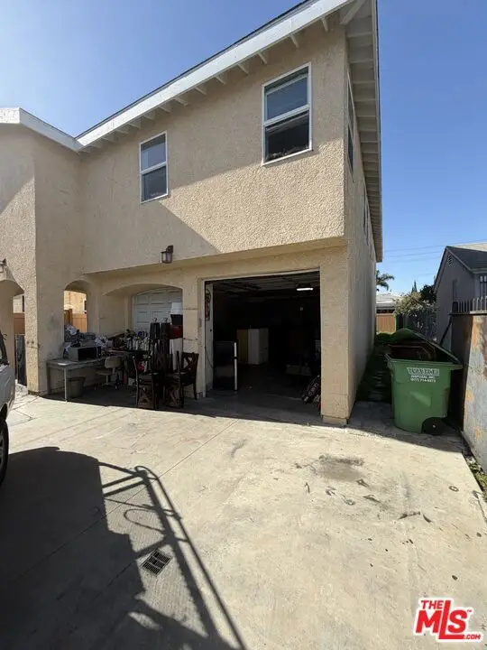 10923 S Inglewood Avenue, Inglewood, CA 90304 - #2