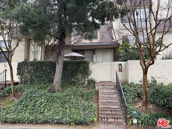6121 Shoup Avenue #26, Woodland Hills, CA 91367