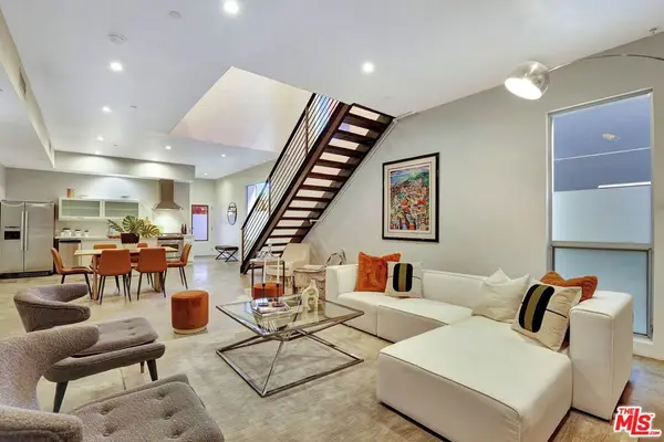 803 Wilcox Avenue #7, Los Angeles, CA 90038