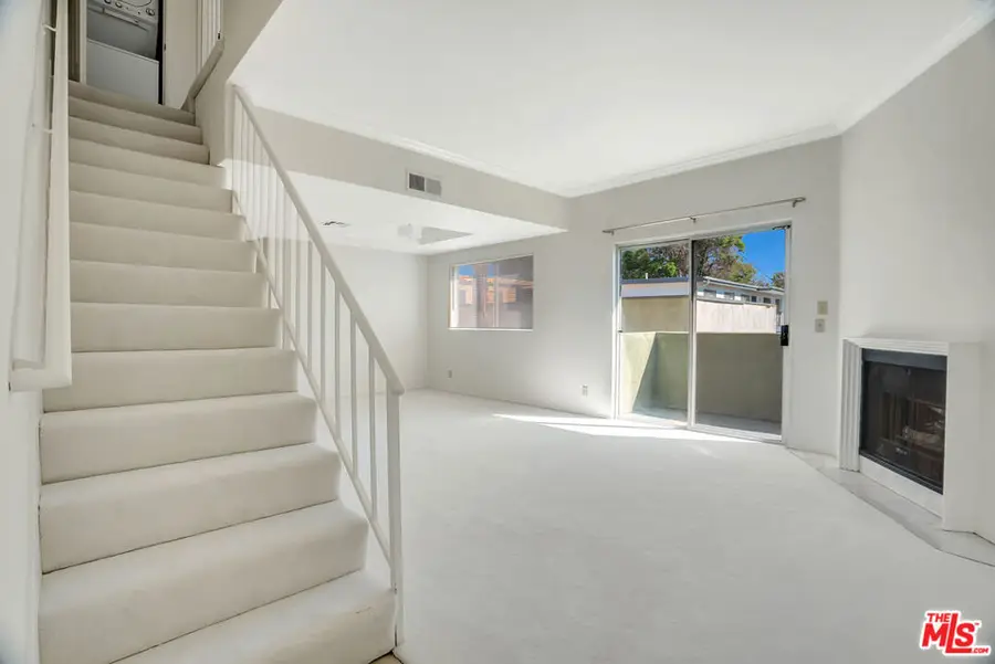 10926 Moorpark Street #13, North Hollywood, CA 91602 - #3