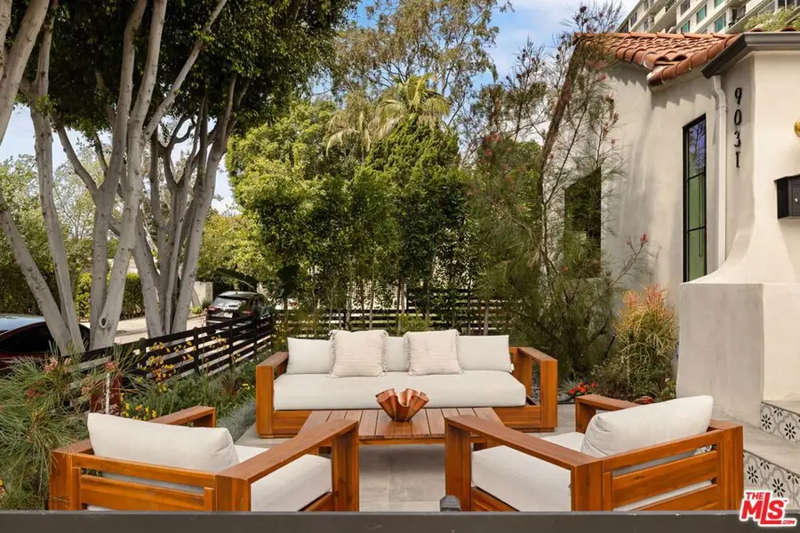 9031 Elevado Street, West Hollywood, CA 90069 - #3