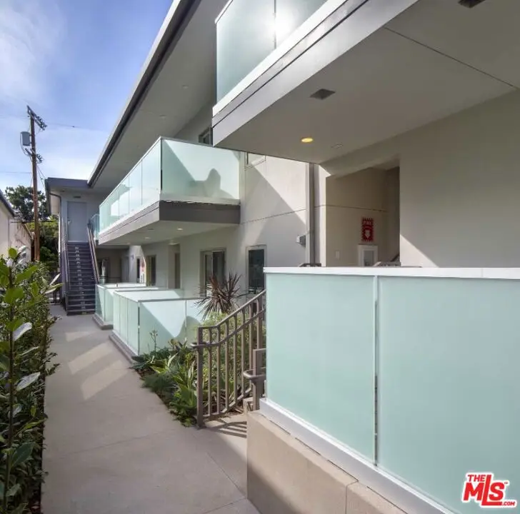 1421 Barry Avenue, Los Angeles, CA 90025 - #2
