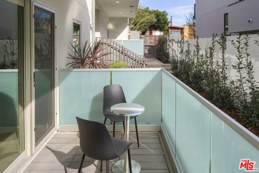 1421 Barry Avenue, Los Angeles, CA 90025 - #3