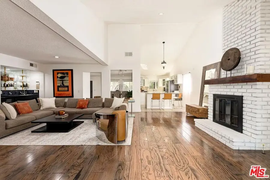 3813 Cedar Avenue, Long Beach, CA 90807 - #3