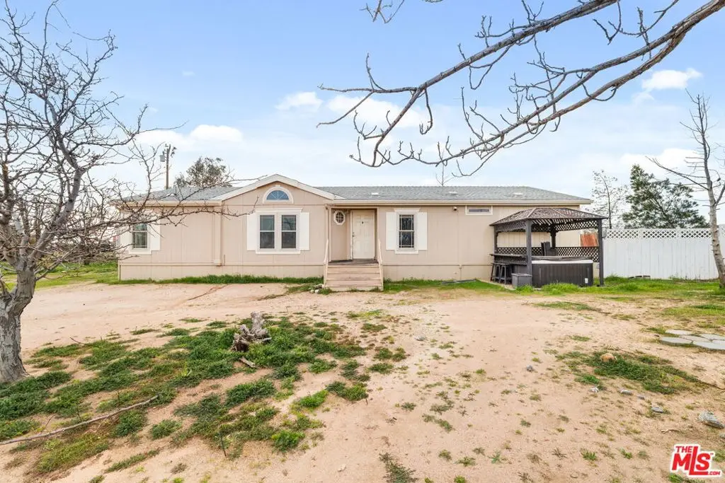 6425 Smoke Tree Road, Phelan, CA 92371 - #1