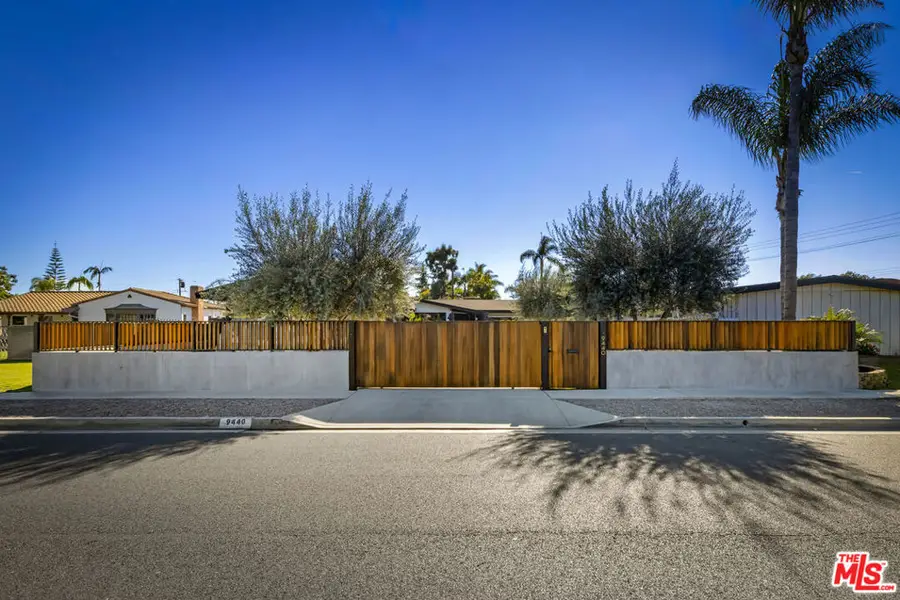 9440 Gallatin Road, Downey, CA 90240 - #2