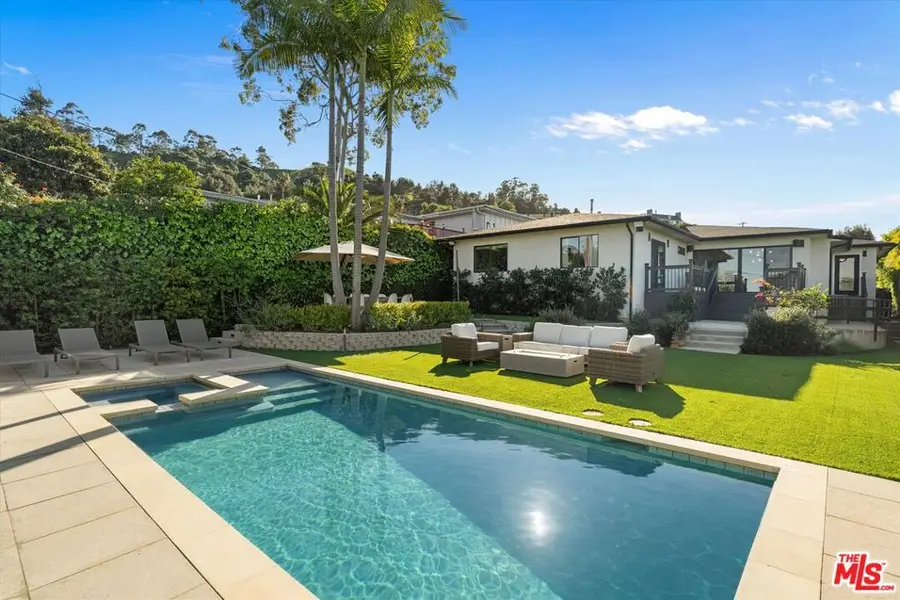 3840 Carmona Avenue, Los Angeles, CA 90008 - #2