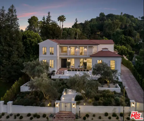 15620 Woodvale Road, Encino, CA 91436