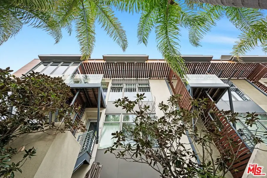 1250 N Harper Avenue #414, West Hollywood, CA 90046 - #3