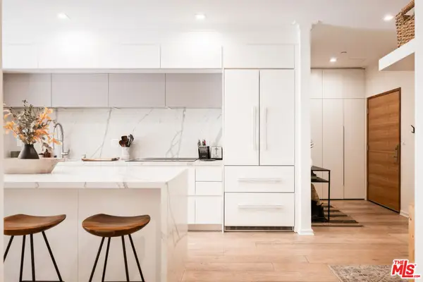 132 N Swall Drive #101, Los Angeles, CA 90048