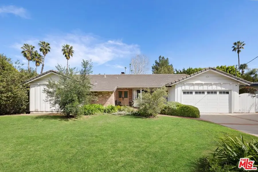 5130 Woodley Avenue, Encino, CA 91436 - #2