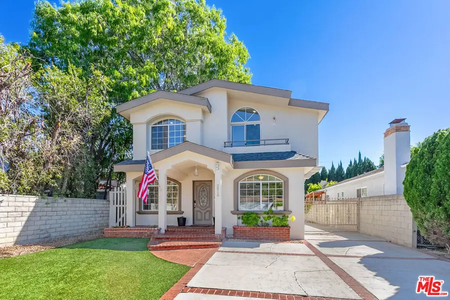 2914 Castle Heights Avenue, Los Angeles, CA 90034 - #2