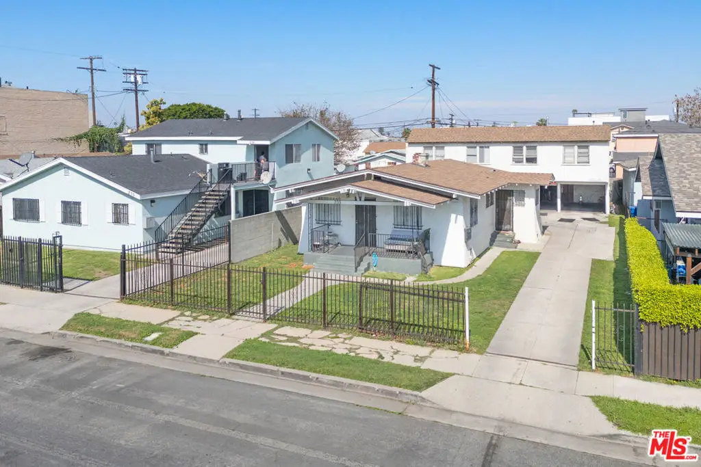 233 W 88th Street, Los Angeles, CA 90003 - #1