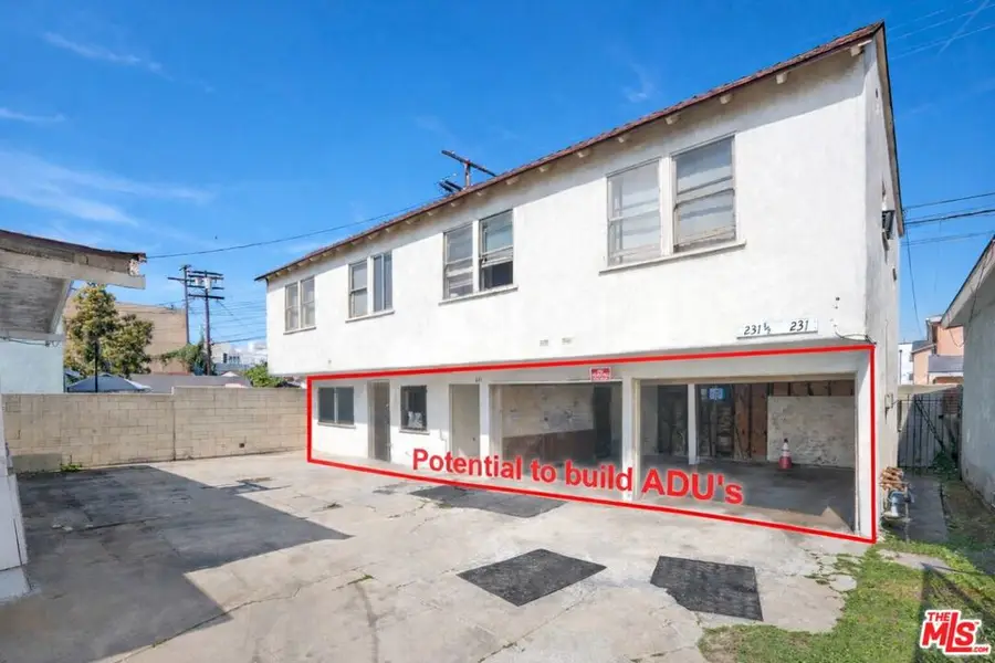 233 W 88th Street, Los Angeles, CA 90003 - #2