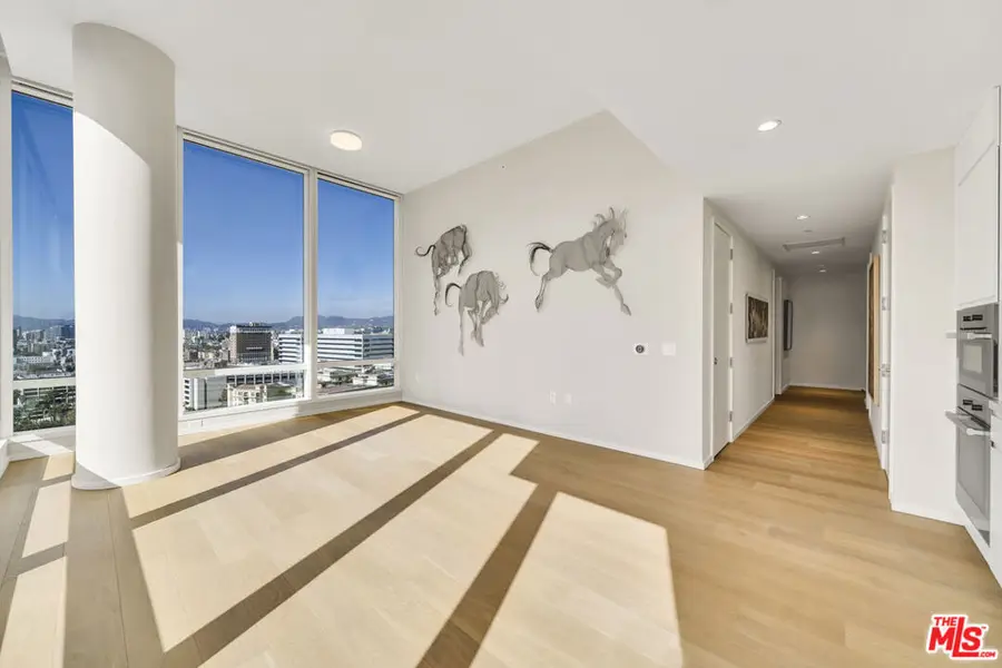 877 Francisco Street #827, Los Angeles, CA 90017 - #2