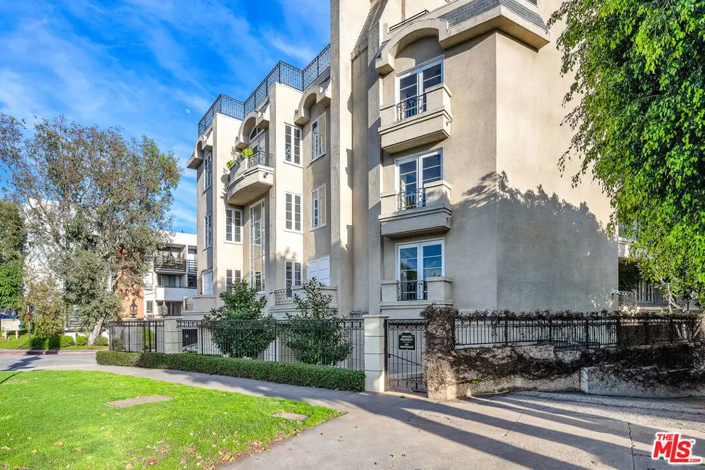 11740 W Sunset Boulevard #22, Los Angeles, CA 90049 - #1