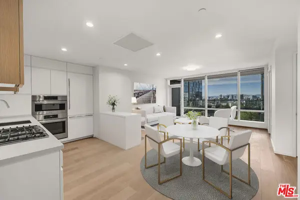 877 Francisco Street #1616, Los Angeles, CA 90017