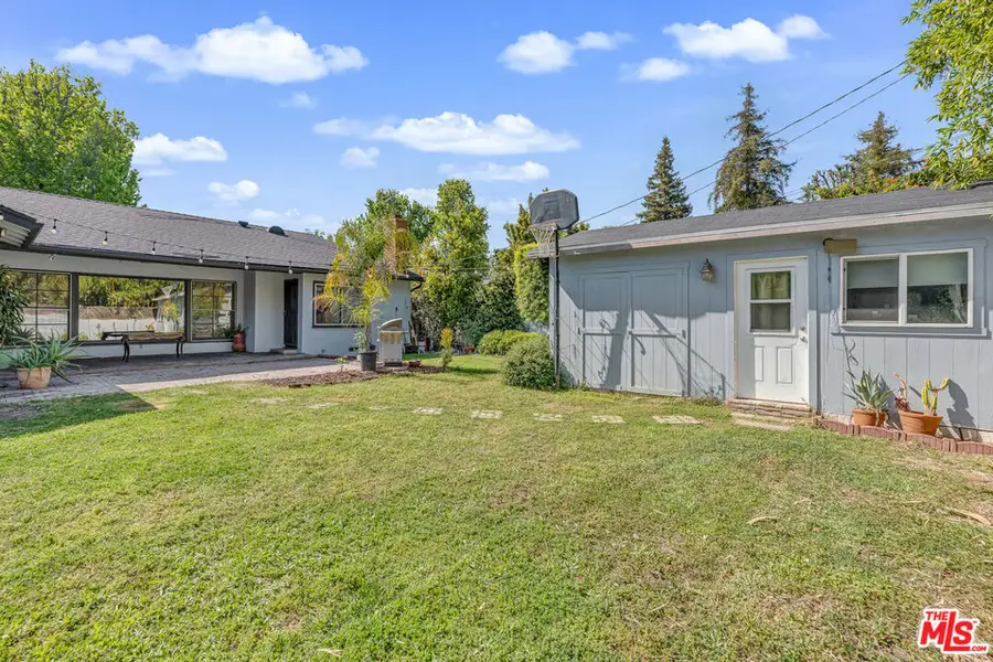 6626 Burnet Avenue, Van Nuys, CA 91405 - #2