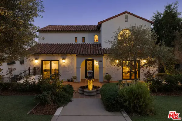 4426 Cromwell Avenue, Los Angeles, CA 90027