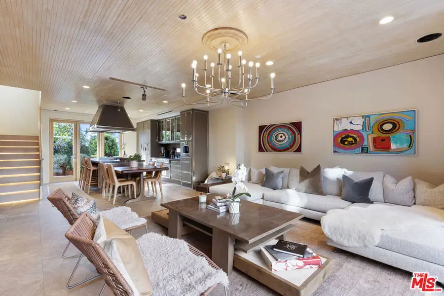 812 Brooks Avenue, Venice, CA 90291 - #2