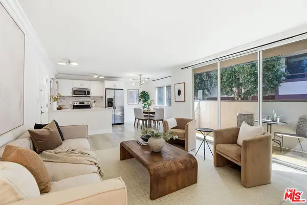 8358 Manitoba Street #8, Playa Del Rey, CA 90293