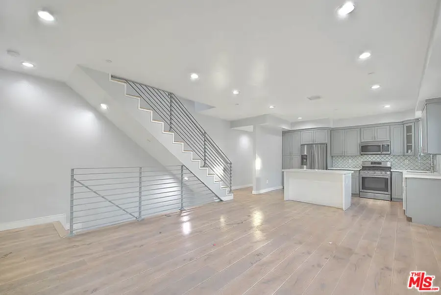 2250 W 14th Street, Los Angeles, CA 90006 - #3