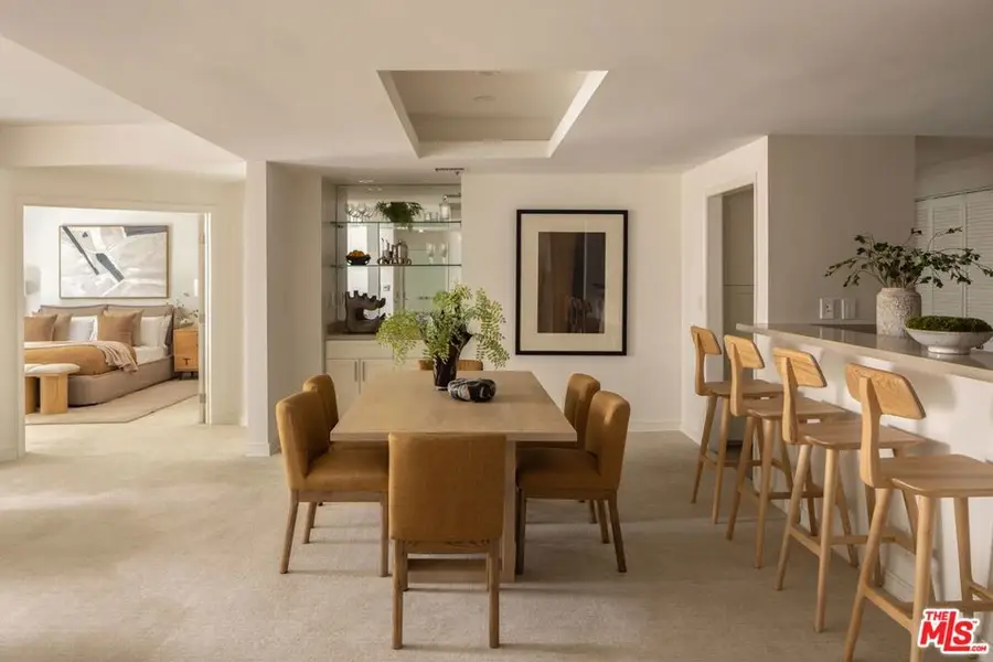 575 S Barrington Avenue #204, Los Angeles, CA 90049 - #3