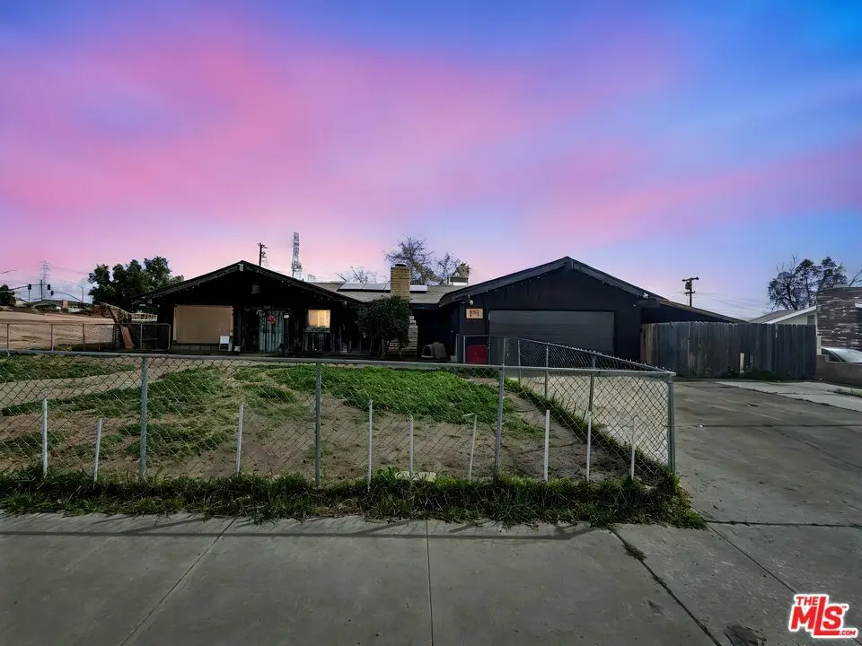 1129 Greenwood Drive, Bakersfield, CA 93306 - #1