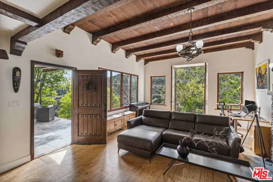 10037 Reevesbury Drive, Beverly Hills, CA 90210 - #2