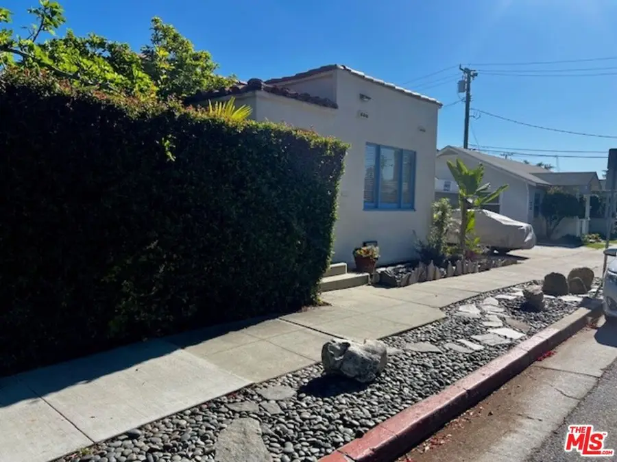 1335 Chelsea Avenue, Santa Monica, CA 90404 - #3