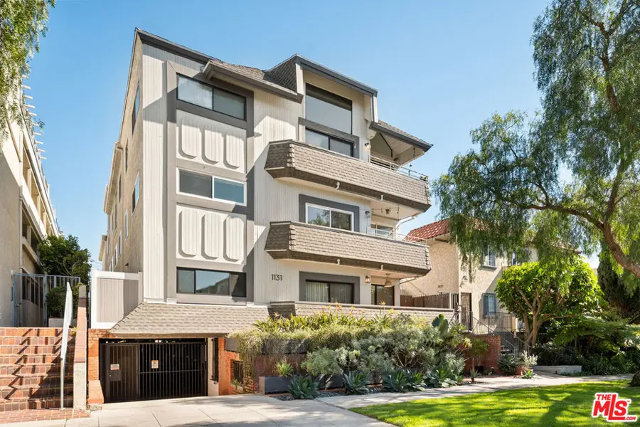 1131 12th Street #102, Santa Monica, CA 90403 - #2