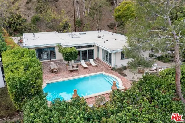 10216 Cielo Drive, Beverly Hills, CA 90210