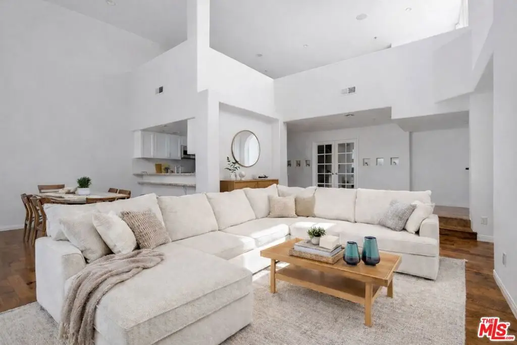 12011 Goshen Avenue #305, Los Angeles, CA 90049 - #1